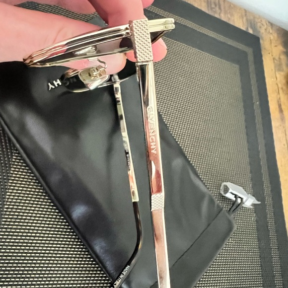 Givenchy Men's Sunglasses in Black and Gold - Picture 5 of 7